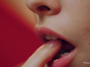 WOWGIRLS Amazing girl with beautiful eyes Alissa Foxy teasing us in this hot solo video 11/16