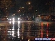 Nerdy Brunette Munched By Blondie 1/16