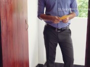 ලියුම් බෙදද්දි සෙට්උන ඇන්ටි පාර Sri Lankan Aunty fuck with young Postmen after delivery letter 2/16