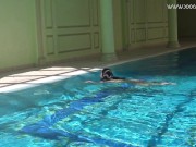 Russian teen Jessica Lincoln made sure to surprise everyone 13/16