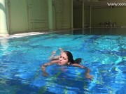 Russian teen Jessica Lincoln made sure to surprise everyone 14/16