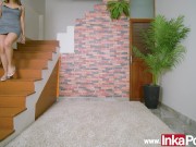 Petite Timida Nos Revela Que le encanta el sexo duro con grandes pollas 1/16