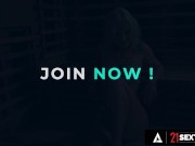 Cuties Enjoy Spending Time At The Pool 1/16