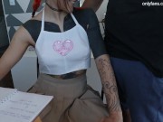 Mi hermanastra no quiere estudiar cuando nos dejan solos 😏 - SilkySkin & LynnScream 5/16