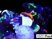 Lesbians Abigal Mac & Ava Addams Fuck 5/16