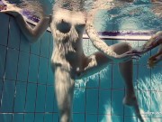 Hot chick Lera swims nude for you guys 14/16