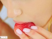 VIXEN Petite Lily is obsessed with seducing married men 2/16