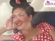 Minni Mouse cosplayer shows sexy feet 10/16