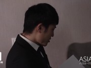 Asia M- Female Boss’s Footjob 1/16