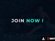 Hot GILF Gets A Messy Facial After Fucking A Big Cock 1/16