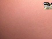 Risky public sex in a business taxi 9/16