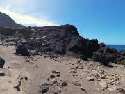 TROIA in SPIAGGIA: quando una troia vede un bel cazzo non può resistere a farlo sborrare 2/16