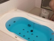 【素人／女子大生／おもちゃ】マッサージに来た女子大生（推定Ecup）に電動マッサージを使ったら、見事に。。。（サンプル） 1/16