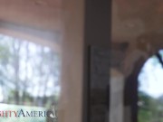 It was the big black cock that got Cassie to spread her legs 1/16