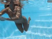 Captivating Candee Licious swimming naked 12/16