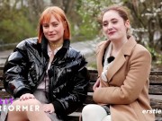 Ersties - Dolly stellt sich als Liebesspielzeug für Lola L zur Verfügung 3/16