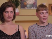 Ersties - Emma K und Amanita haben intensiven Spaß mit Dildo 13/16