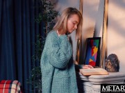 Watch her luscious ass cheeks jiggle as she masturbates avidly 2/16