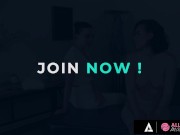 Hot Masseuse Licked And Fucked Her Client's Pussy 1/16