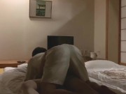 【個人撮影】江の島🏝️騎乗位がエロい♡旅館で中出しSEXする素人カップル♡別アングル動画♡／Japanese amateur hentai ／日本人／パイパン／色白／美少女 1/16