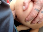 Arreglé su auto y la follé duro por el culo! 11/16