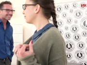 Therese Bizzare Goes At Casting For Some Hardcore Fucking - VIP SEX VAULT 2/16