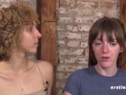 Ersties - Sinnlicher Oralsex lässt Juli und Nicky F zum Höhepunkt kommen 11/16