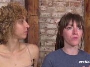 Ersties - Sinnlicher Oralsex lässt Juli und Nicky F zum Höhepunkt kommen 12/16