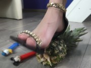 pov crushing fetish 1/16