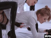 Sexy lesbians eat pussy in latex stockings and fishnet pantyhose 5/16