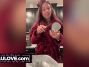 Babe wrinkling and puckering pussy closeup view & behind the porn scenes makes hubby bday breakfast - Lelu Love 5/16