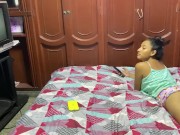 follo con mi hermanastro para que el me de sus tarjetas para salir con mi amiga 2/16